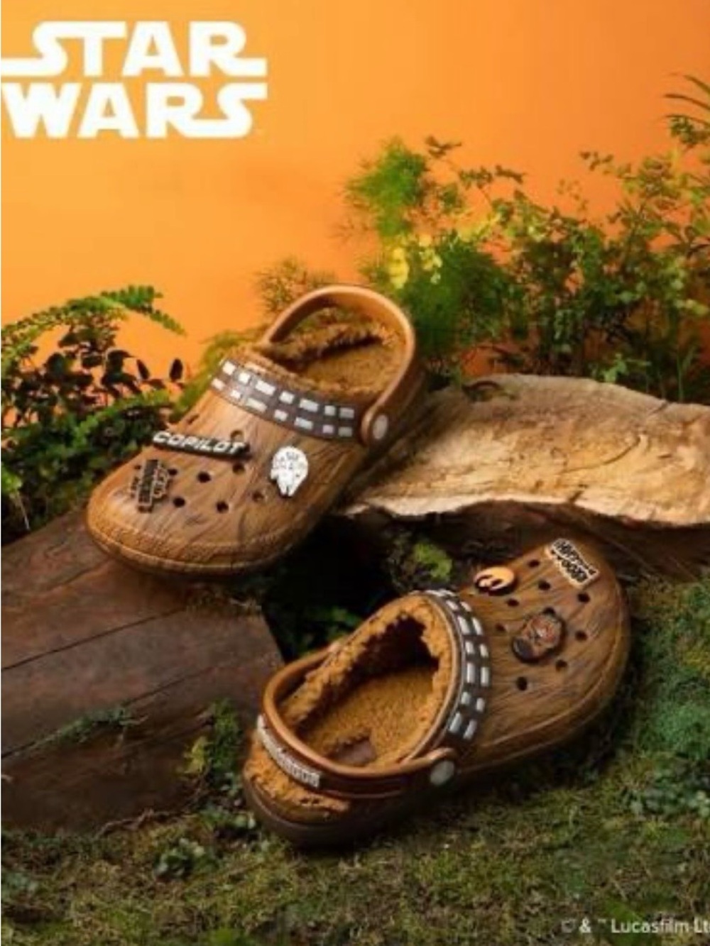 CROCS Chewbacca Brown Faux-Fur Lined Clog - Picture 2 of 8